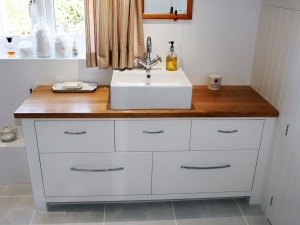 Bespoke bathroom cabinets by Mark Wiliamson Furniture in Dinton