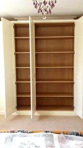 Bespoke fully fitted wardrobe by Mark Williamson Furniture